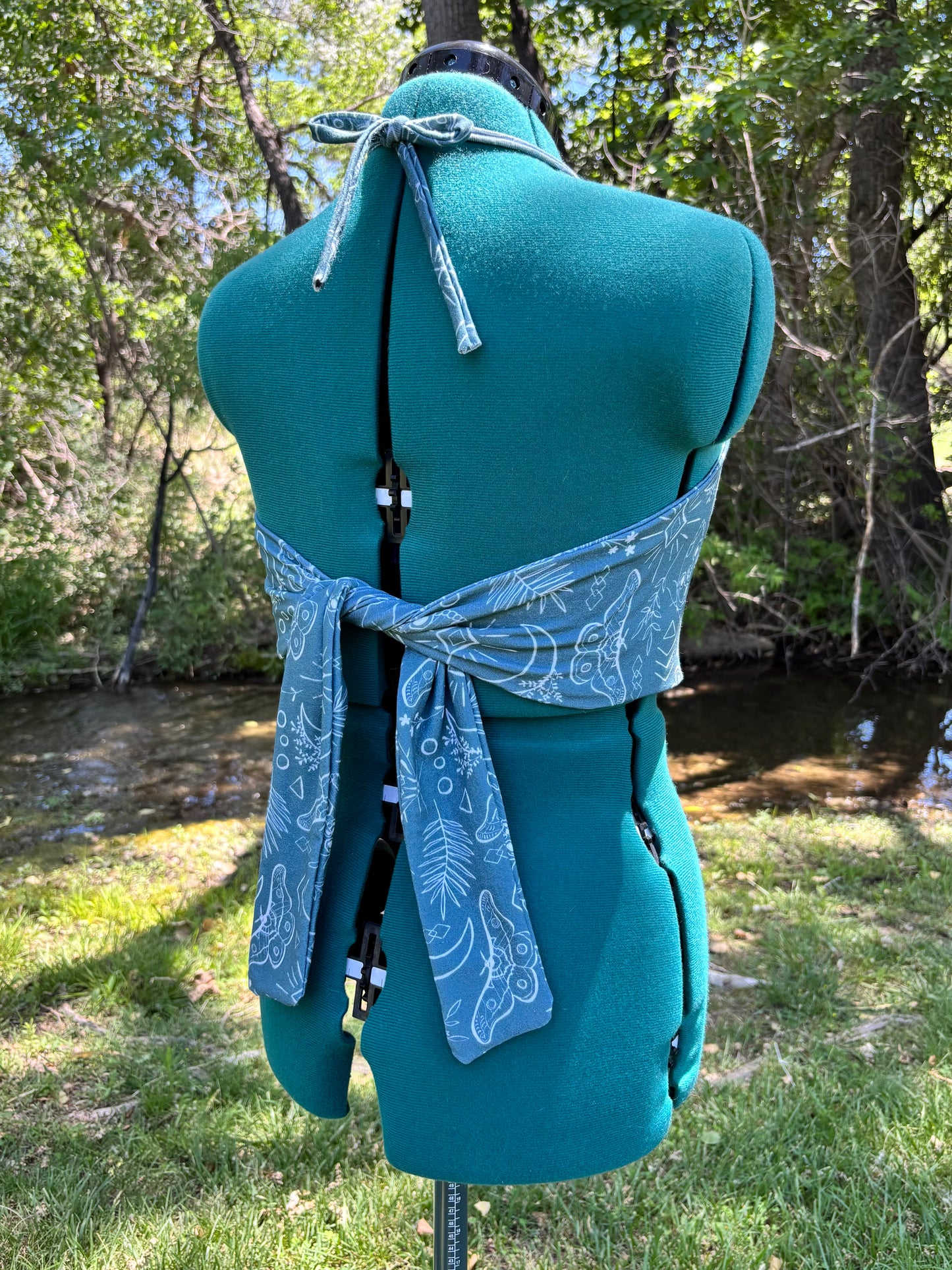keyhole halter top // medium