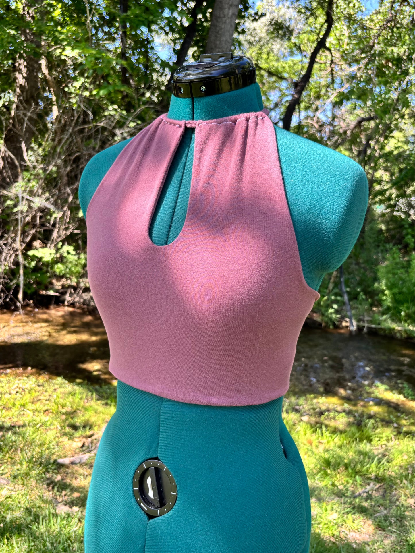 keyhole halter top // extra small - small