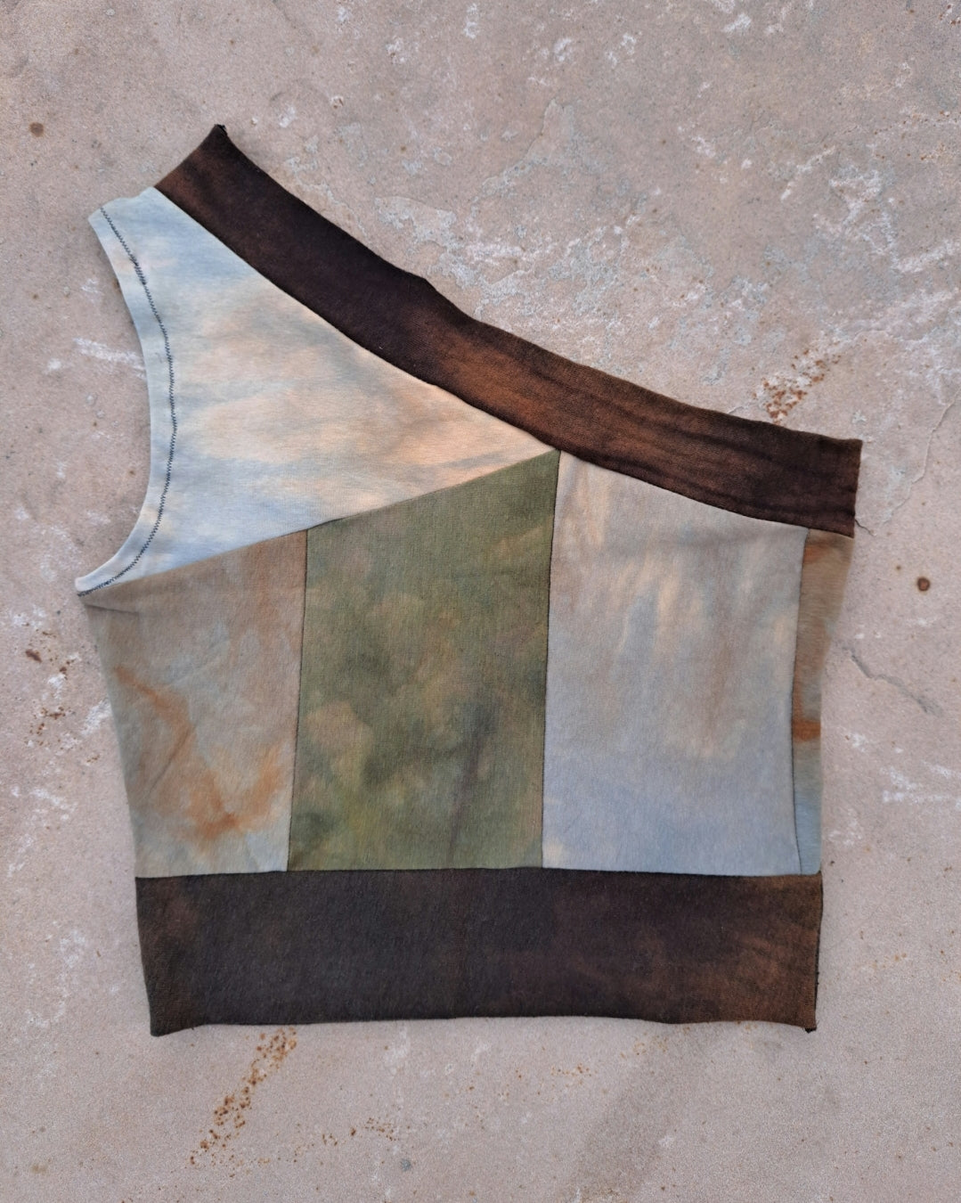 One shoulder crop // small-medium